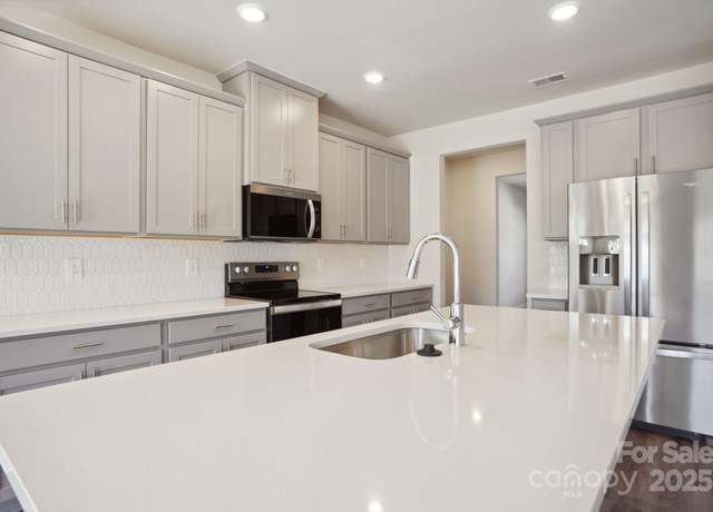Property at 132 Satchel Ct, Mooresville, NC 28115, 5 beds, 3 baths