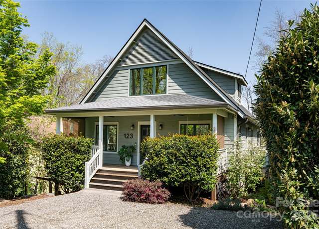 Property at 123 Brucemont Cir, Asheville, NC 28806, 4 beds, 3.5 baths