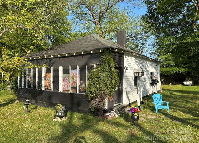 Property at 1210 Congress St, Gastonia, NC 28054, 3 beds, 1 bath
