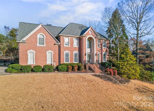 Property at 4608 Snow Dr, Harrisburg, NC 28075, 4 beds, 3.5 baths