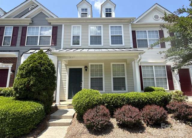 Property at 3527 Creeping Flora Ln, Charlotte, NC 28216, 2 beds, 2.5 baths