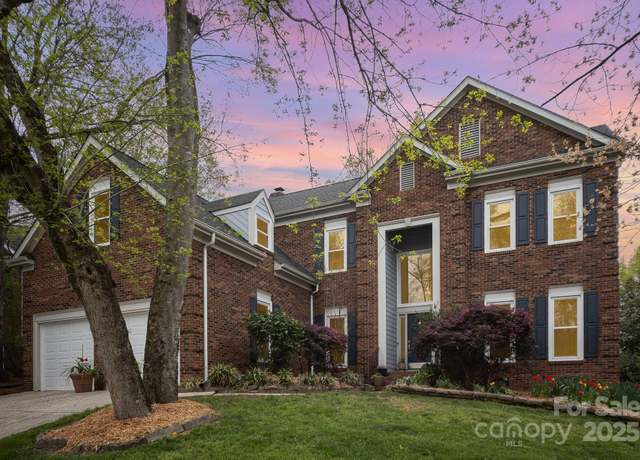 Property at 3409 Pondview Ln, Charlotte, NC 28210, 4 beds, 2.5 baths