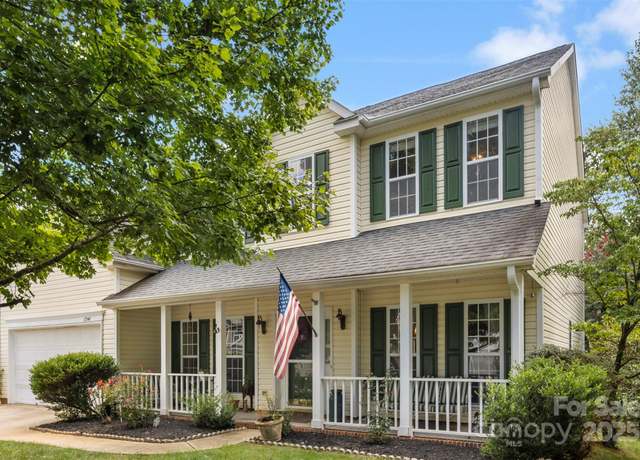 Property at 17240 Georgian Hall Dr, Charlotte, NC 28277, 4 beds, 2.5 baths