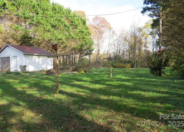 Property at 155 6th St SW, Taylorsville, NC 28681, 2 beds, 1 bath