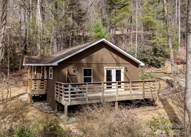 Property at 521 Lake Falls Rd, Hendersonville, NC 28739, 2 beds, 1 bath