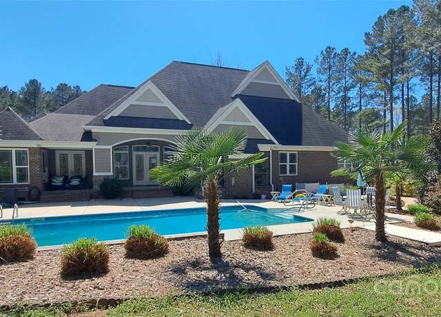 Property at 1012 Ledge Wood Ln, Clover, SC 29710, 4 beds, 3 baths