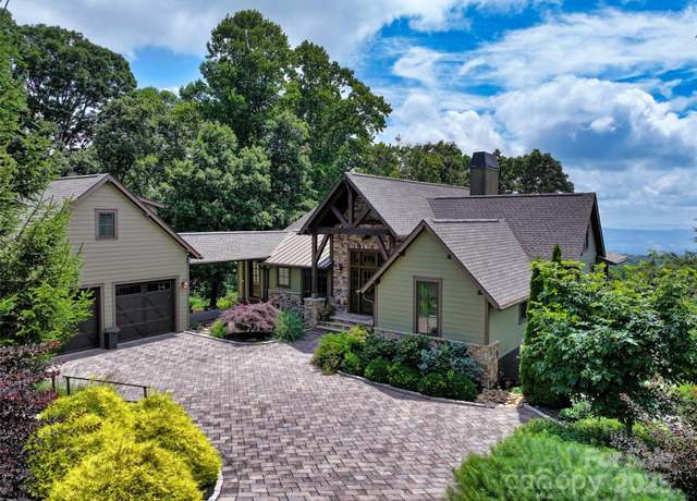 Property at 84 Meadow Top Ln, Hendersonville, NC 28792, 3 beds, 4 baths