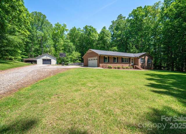 Property at 174 Buena Vale Dr, Gastonia, NC 28056, 3 beds, 2 baths