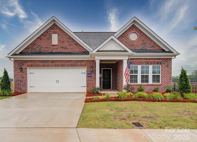 Property at 3069 Founding Fathers Dr, Gastonia, NC 28056, 2 beds, 2 baths