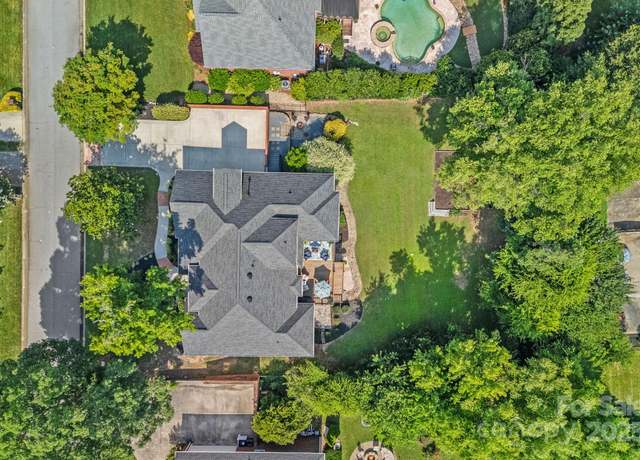 Property at 343 Gringley Hill Rd, Fort Mill, SC 29708, 5 beds, 4.5 baths