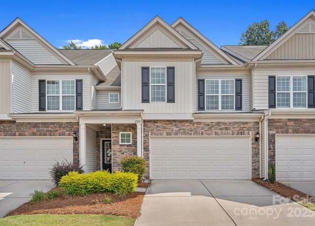 Property at 2219 Whitford Ln, Charlotte, NC 28210, 3 beds, 2.5 baths