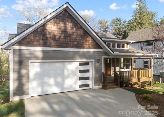 Property at 62 Pinedale Rd, Asheville, NC 28805, 3 beds, 2.5 baths