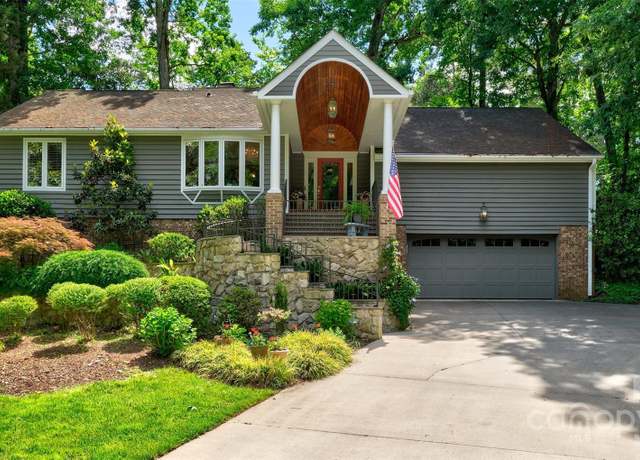 Property at 92 Heritage Dr, Clover, SC 29710, 3 beds, 3 baths