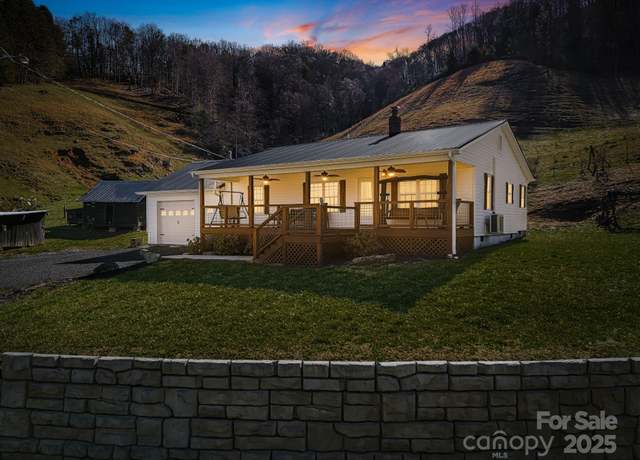 Property at 867 Indian Creek Rd, Burnsville, NC 28714, 2 beds, 1 bath