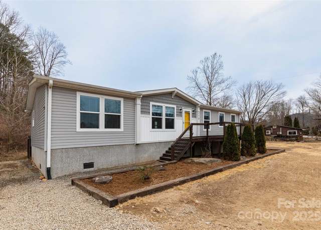 Property at 250 Flat Creek Rd, Black Mountain, NC 28711, 3 beds, 2 baths