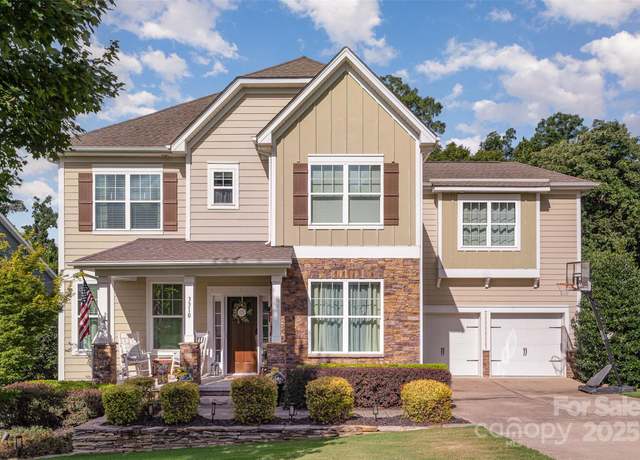 Property at 3310 Ringtail Dr, Waxhaw, NC 28173, 6 beds, 5.5 baths