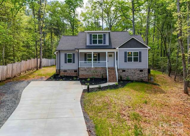 Property at 292 Manchester Rd, Mount Gilead, NC 27306, 5 beds, 2 baths