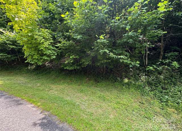 Property at 97-99 Goldenleaf Rd Unit 97-99, Mars Hill, NC 28754