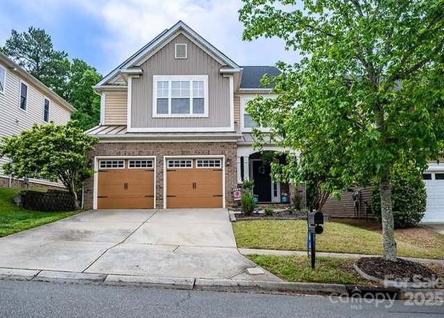 Property at 13936 Mallard Lake Rd, Charlotte, NC 28262, 3 beds, 2.5 baths