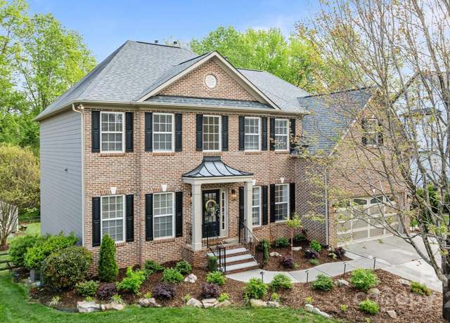 Property at 1809 Robbins Meadows Dr, Waxhaw, NC 28173, 6 beds, 4 baths
