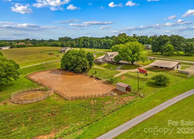 Property at 296 Hicks Creek Rd, Troutman, NC 28166, 4 beds, 3 baths