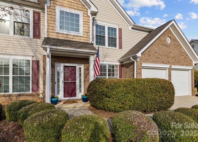 Property at 252 Legend Dr, Rock Hill, SC 29732, 4 beds, 2.5 baths