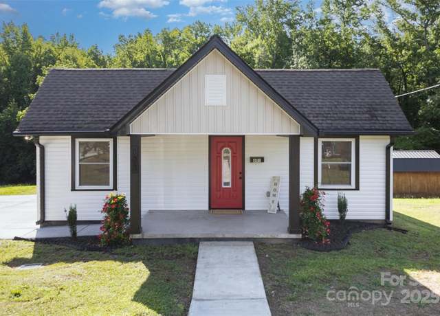 Property at 803 Irene Ave, Kannapolis, NC 28083, 3 beds, 2 baths