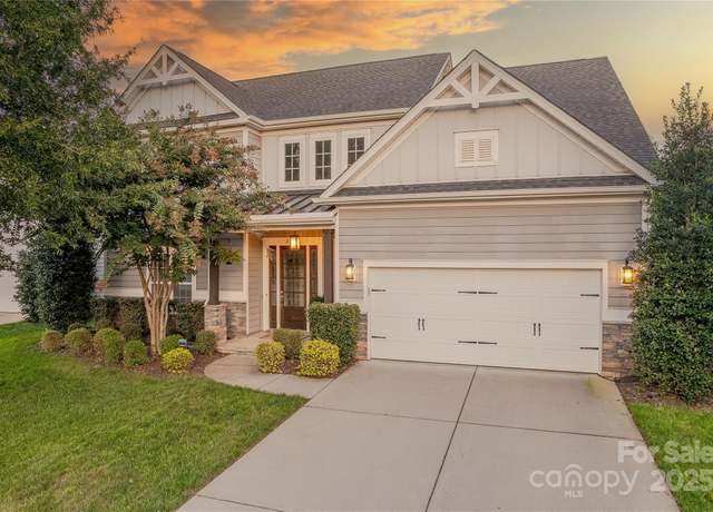 Property at 240 Hampton Trail Dr, Fort Mill, SC 29708, 4 beds, 3 baths