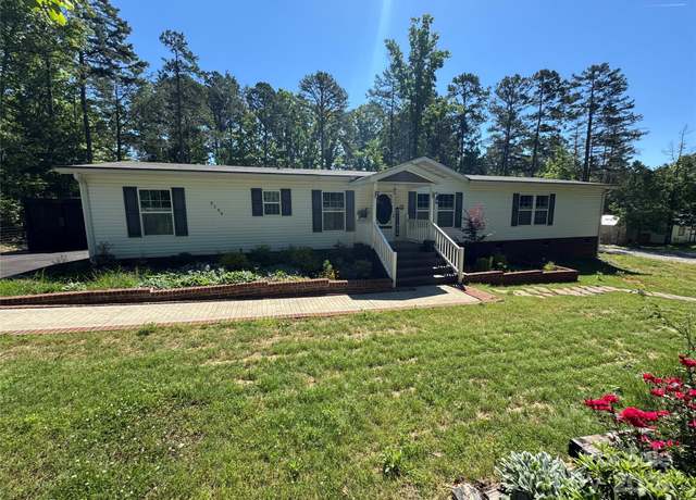 Property at 2164 Mission Rd, York, SC 29745, 4 beds, 2 baths