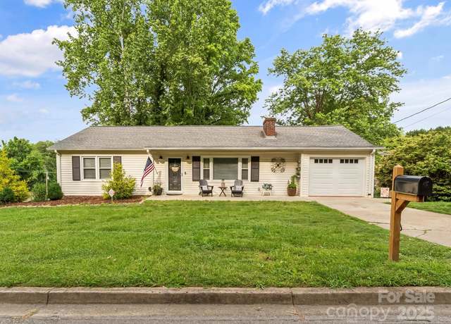 Property at 116 Lenoir Rd, Morganton, NC 28655, 2 beds, 2 baths