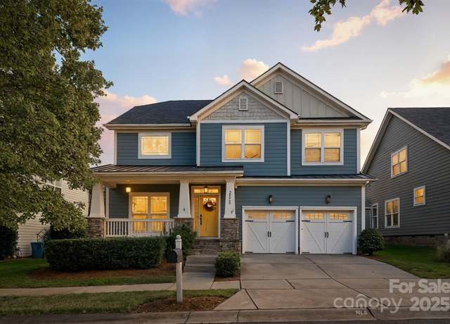 Property at 20028 Northport Dr, Cornelius, NC 28031, 4 beds, 2.5 baths