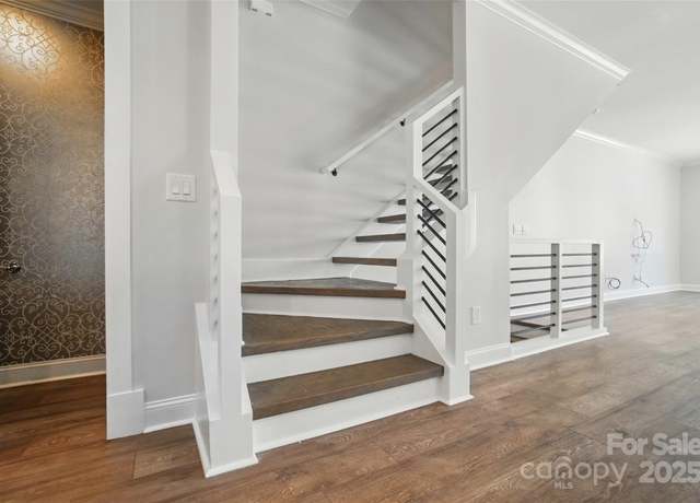 Property at 945 Westbrook Dr Unit A, Charlotte, NC 28202, 3 beds, 3.5 baths