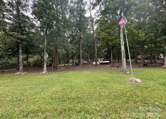 Property at 1140 Love Valley Rd, Clover, SC 29710, 2 beds, 2 baths