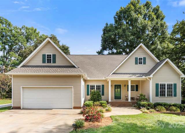 Property at 413 Vermilion Dr, York, SC 29745, 3 beds, 2 baths