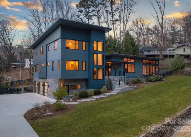 Property at 22 Innsbrook Rd, Asheville, NC 28804, 4 beds, 5.5 baths