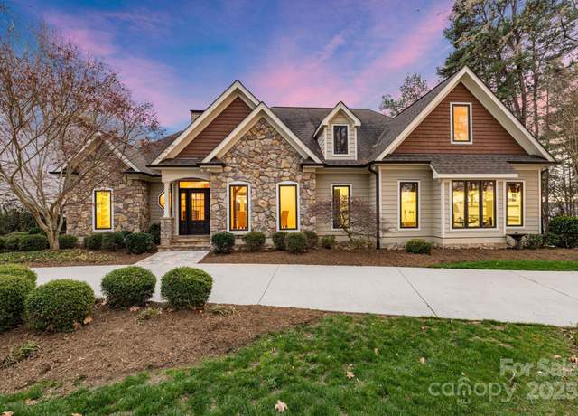 Property at 239 Paradise Peninsula Rd, Mooresville, NC 28117, 4 beds, 5.5 baths