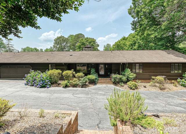 Property at 2915 Old Stage Rd, Gastonia, NC 28052, 3 beds, 4 baths