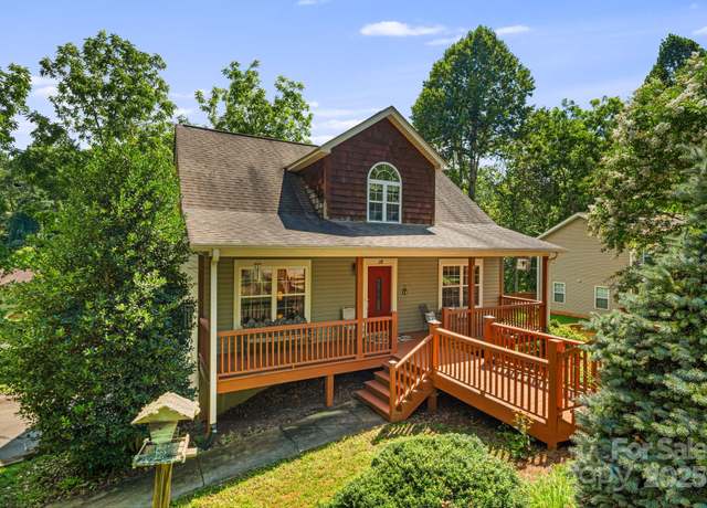 Property at 16 Heather Mist Dr, Weaverville, NC 28787, 3 beds, 3 baths