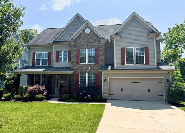 Property at 10203 Loch Lomond Dr, Charlotte, NC 28278, 4 beds, 3.5 baths