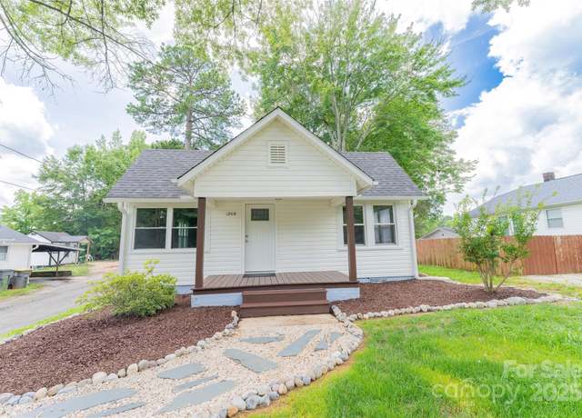 Property at 1208 Martin Luther King Ave, Kannapolis, NC 28083, 3 beds, 1 bath