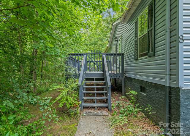 Property at 8 Vultures Nest None, Swannanoa, NC 28778, 4 beds, 2 baths
