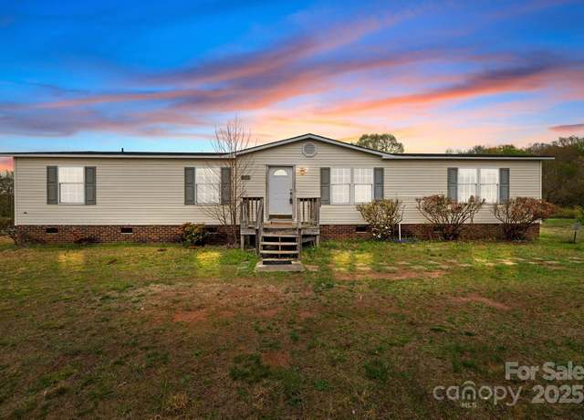 Property at 5110 Old Still Ln, Bessemer City, NC 28016, 3 beds, 2 baths