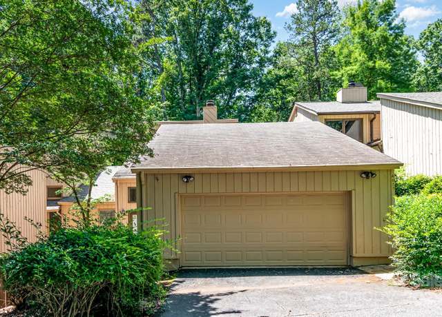Property at 4025 Ivystone Ct, Charlotte, NC 28277, 3 beds, 2.5 baths