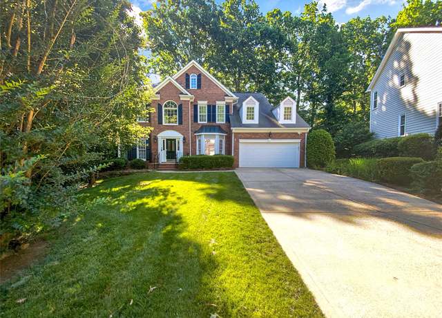 Property at 8803 Sweetwater Pl, Waxhaw, NC 28173, 4 beds, 2.5 baths