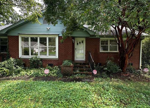 Property at 5306 Wales St, Charlotte, NC 28269, 3 beds, 2 baths