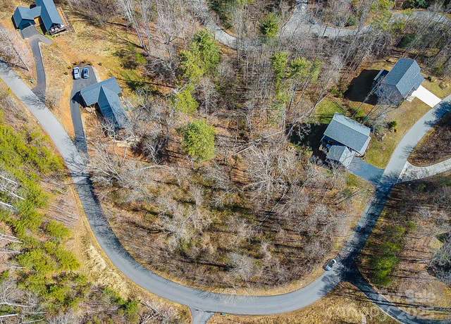 Property at 48 Wind Stone Dr, Asheville, NC 28804