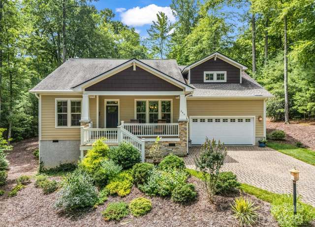 Property at 349 Monarch Rd, Hendersonville, NC 28739, 3 beds, 2.5 baths