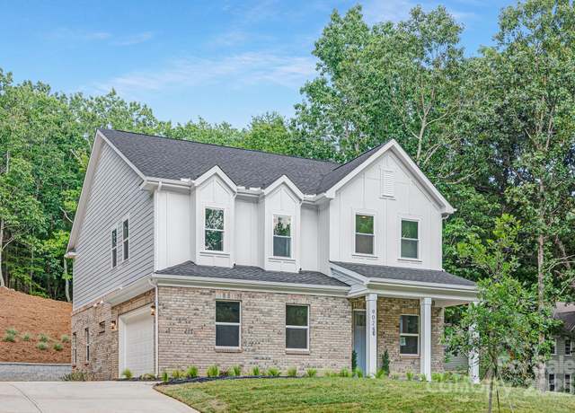 Property at 9024 Pleasant Ridge Rd, Charlotte, NC 28215, 5 beds, 3.5 baths