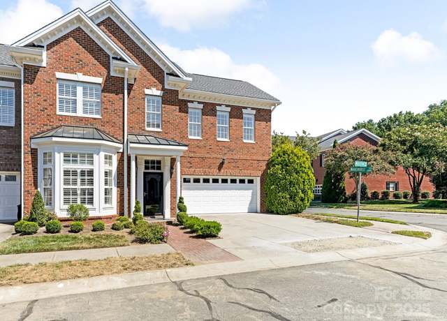 Property at 4408 Mickleton Rd, Charlotte, NC 28226, 3 beds, 2.5 baths