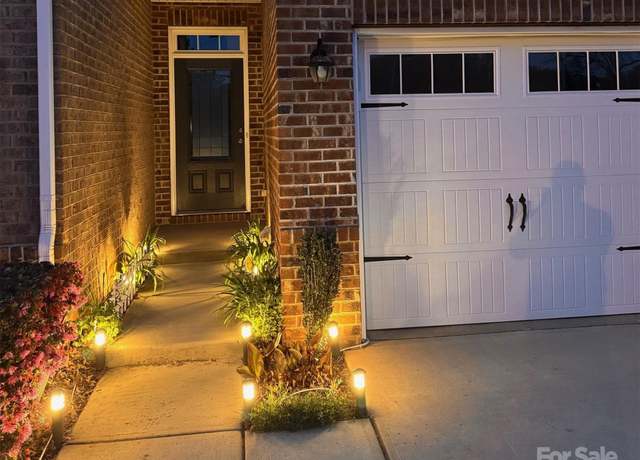 Property at 113 Burlingame Ct Unit C, Mooresville, NC 28117, 3 beds, 2.5 baths